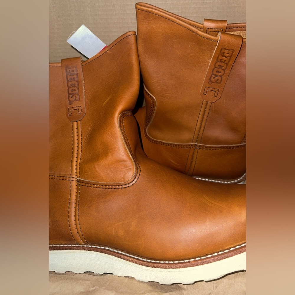 Red pecos size 11.5 new in box